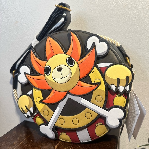 Loungefly One Piece Thousand Sunny Crossbody Bag NWT - Picture 2 of 6
